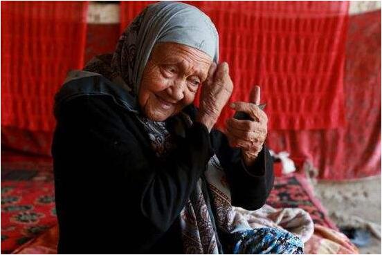 世界上最長壽的人，日本老人田鍋友時113歲(吉尼斯紀錄認證)