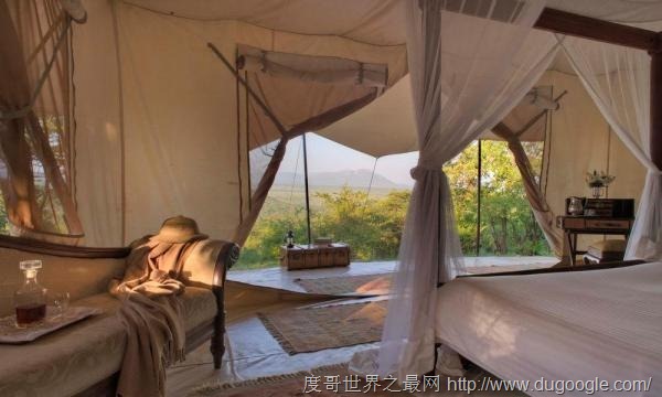 10大奇幻酒店！海底飯店、冰屋、宇宙飛船神秘就像怪奇孤兒院