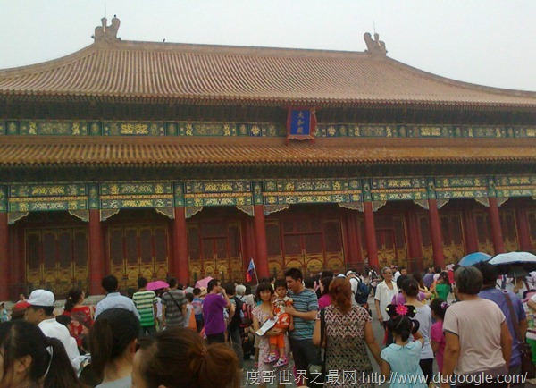 國內(nèi)假日人滿為患的旅游景點