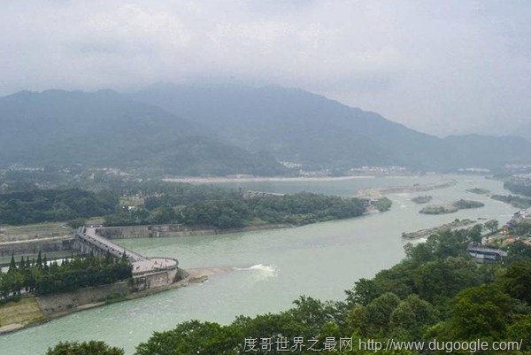 全世界年代最久的宏大水利工程，都江堰