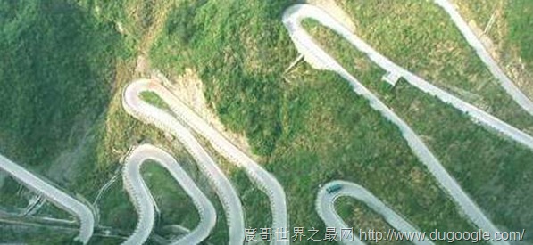 矮寨盤山公路被稱為中國最美公路，長六公里, 垂直高度440米
